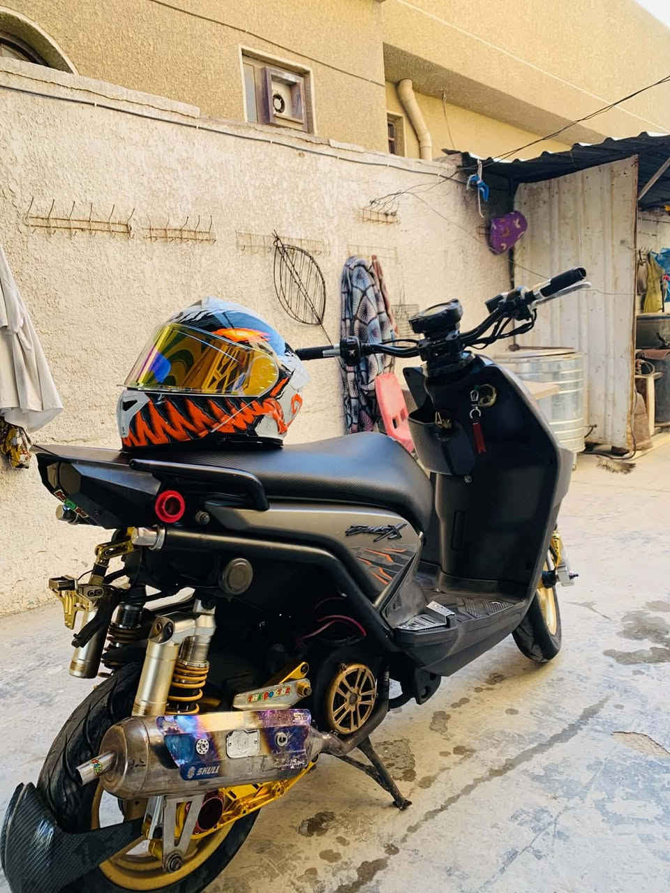 السلام عليكم سكنس جبلي للبيع
الدراجه صار لها اسبوع منزلها من الرمبه وبيها وصل من المعرض
الدراجه مزوعه تزويد كله من اليابان 
براغيها كلها تزويد
السعر مليونين و500
مكاني بغداد ***********
