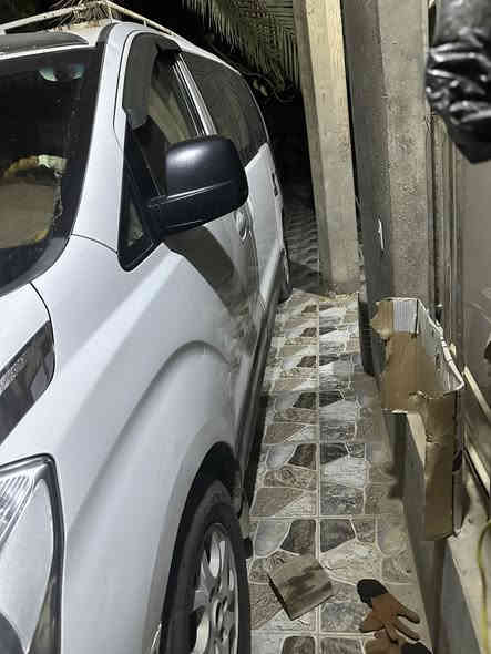 سلام عليكم من رخصة الادمن ستاركس ٢٠٠٨ بغداد للبيع السيارة نظيفة بيها جنطة مبدلة فقط اثر حادث خفيف بدون شواصي أو لغد قطرة معجون مابيها + محرك بي تبخير تخم تاير صدر نص ونص داخلها نظيف بس تغليف كشنات يريد تبريد تدفئة شغال السعر ١٢٠ ورقة وبيها مجال قليل للمعلومات الاتصال ***********
