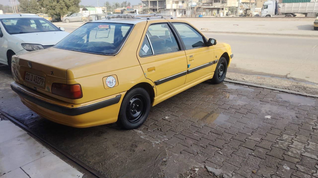 ‏سلام عليكم بيجي باص 2015 سيارة حلوة جاهزة هيئة غرامات مسافرة كفالة للبيع السعر 45 بيها￼ ***********
