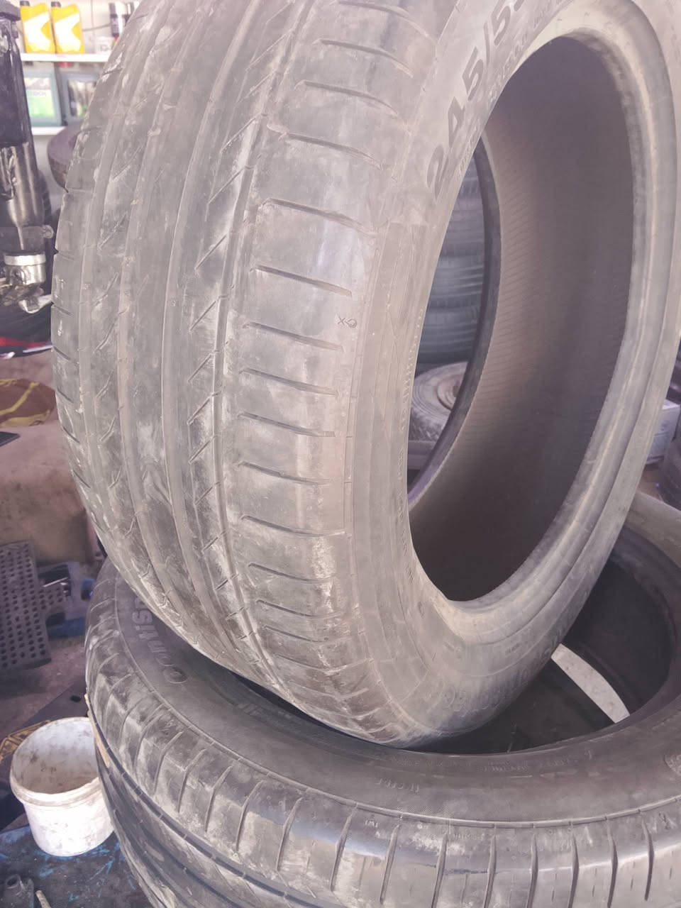 245/55/19ياباني نصافه 💯💯 سعر الزوج 85/الف موقع المحل شعب شارع اسواق المركزيه قرب كليه الامام الكاضم خدمات ايليا 
***********
***********
