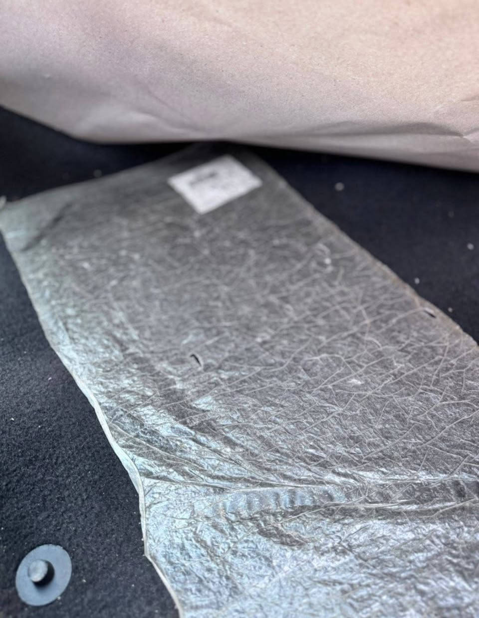 سلام عليكم سورنتو 2021 خليجي مكفولة من ضربة وصبغ ولبارد بيها فقط طخة كلش صغيرة بل باب ولباقي مكفول  مكينة 2500  فول عدة بنرامة 7 راكب  3قطع تبريد ثلج ❄️ مكاني بغداد الكرخ السعر 250 
مستعجل على البيع  او مراوس بشي اقل  منها استفسار ***********
