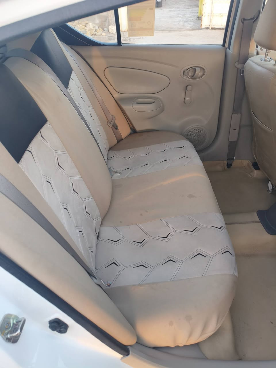 السلام عليكم اخوان عندي نيسان صني هندي موديل 2024 رقم اربيل مكاني البصرة كفالة عامة بس بيها ضربة خفيفة بلدعامية ماشية 17 الف اريدها 129 وبيها مجال لليشتري ***********
