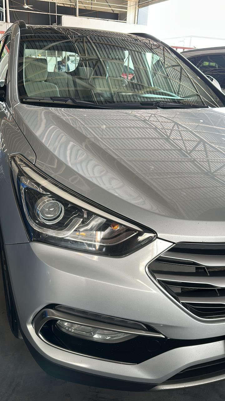 السلام عليكم للبيع هونداي سنتافي  موديل 2017 خليجي موصفات  مكينه وكير جدد 6 سلندر حداديه جديده تبريد  ٣قطع 7راكب تخم تاير جديد رقم نكليزي (بسمي  رقم اربيل )  حساسات خلفيه مري شفط   بكامره خلفيه لايت زنون    اي صبغ ابو ضربه مابيه سياره جديدة كلش ماشيه (177الف) حقيقي السياره جديده ومابيها أي نقص السعر 190


**إذا كنت صاحب هذا الإعلان وتريد حذفه لأي سبب، رجاءا أرسل رسالة إلى الدعم الفني**