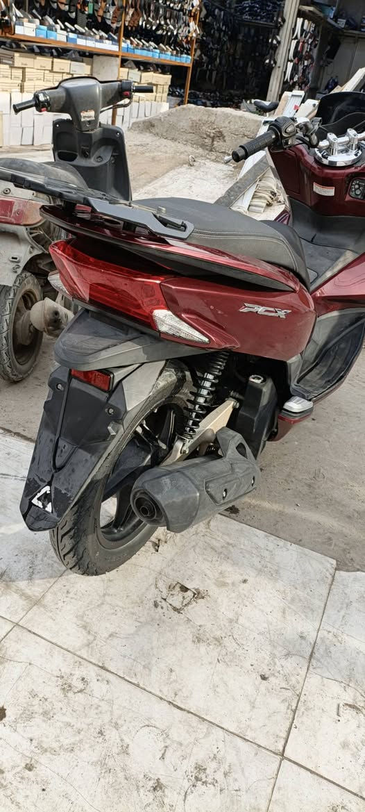 السلام عليكم بيسي اكس جيل ثاني مكينة 125 دراجة خير من الله صالهة شهرين نازلة رمبة دراجة مال جناي سعر 19ونص قفل اي ستفسار هاذة رقم ***********
