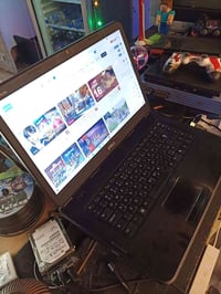 لابتوب ديل • كور i3 • بطارية ساعتين+