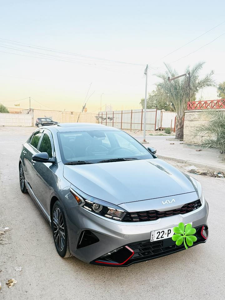 كيا فورتي جي تي لاين فول موصفات
وارد امريكي حادث بسيط بدون دواخل 
وبدون ايرباك بجم كبس تحويل ثاني يوم
السعر 168 وبيه مجال للشراي ماشيه 18
مكاني بغداد المشتل او شارع فلسطين 
*********** 
علمأ صور الحادث مرفقه مع المنشور
