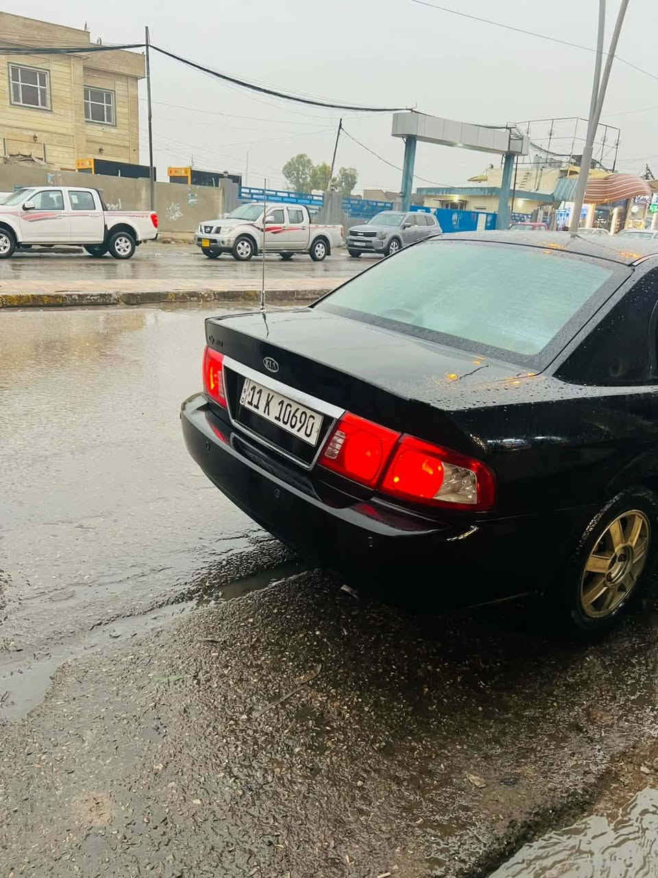 السلام عليكم
كيا اوبتيما 2003 خليجية كفالة من الحادث صبغ عام
رقم بغداد دولي باسمي  نضافتها ممتازة

كير ومكينة  كفالة
تبريد (كلشي جاهز كمبريسر راديتر حتئ غاز موجود ) فقط شد 
كشن مخملي شركة نضيف 
ومدوشمة جديدة  
مري شفط تحكم مري جام صدر اوتو مواصفات بسيطة
مكانها ديوانية  ***********

حداديتها الامامي80% الخلفيه 50%
#السعر_58 وبيها مجال بسيط
