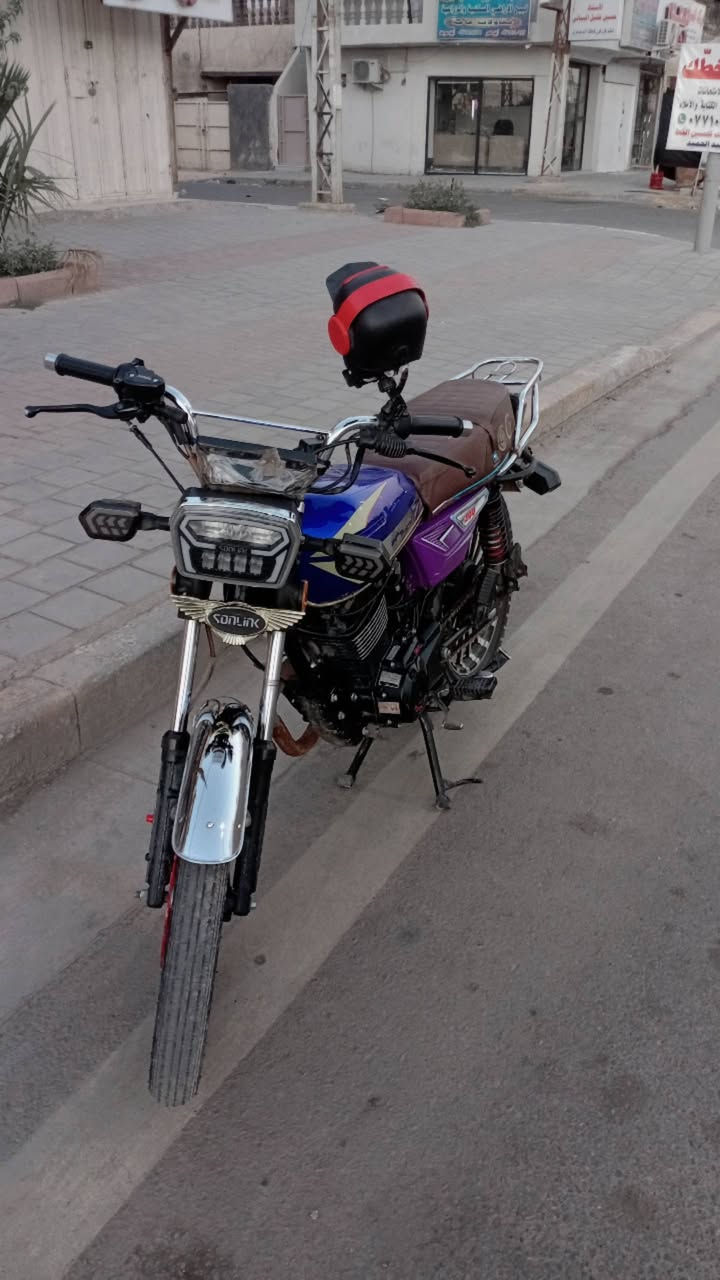 موديل 2025 نضيفه موضح بل صوره
تانكي مبدل الا بلادي مالته مزروف 
بيه ملاحضات بصيطه الدراجه مكينه 200 مكفوله 
سويجات ثنين وبصمات ثنين 
السعر 750 وبيه مجال 
بغداد الشعب
***********
