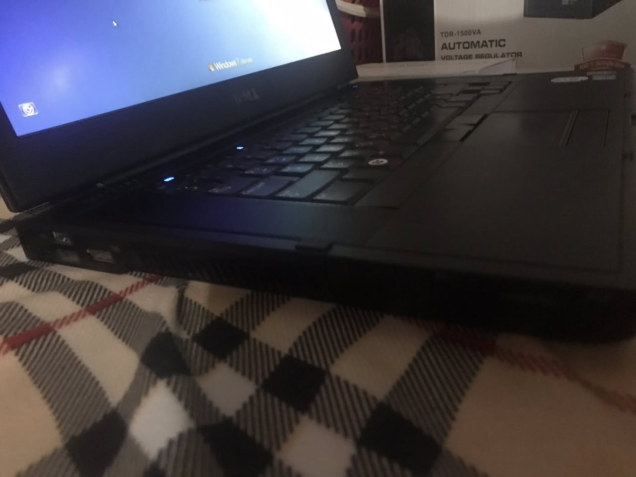 السلام عليكم حاسبه للبيع (DELL) المكان بابل السعر خاص


**إذا كنت صاحب هذا الإعلان وتريد حذفه لأي سبب، رجاءا أرسل رسالة إلى الدعم الفني**