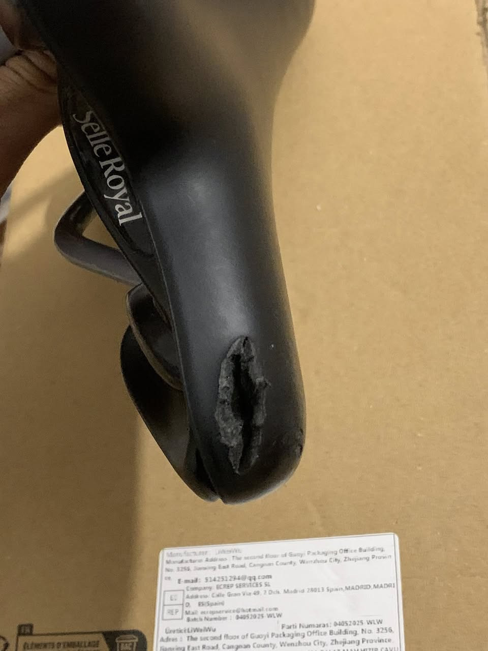 سرج ايطالي كامل لكن بي ضربة بسيطة مماثر نهايا عليه السعر 10 الاف لاول تم يدلل@إشارة


**إذا كنت صاحب هذا الإعلان وتريد حذفه لأي سبب، رجاءا أرسل رسالة إلى الدعم الفني**