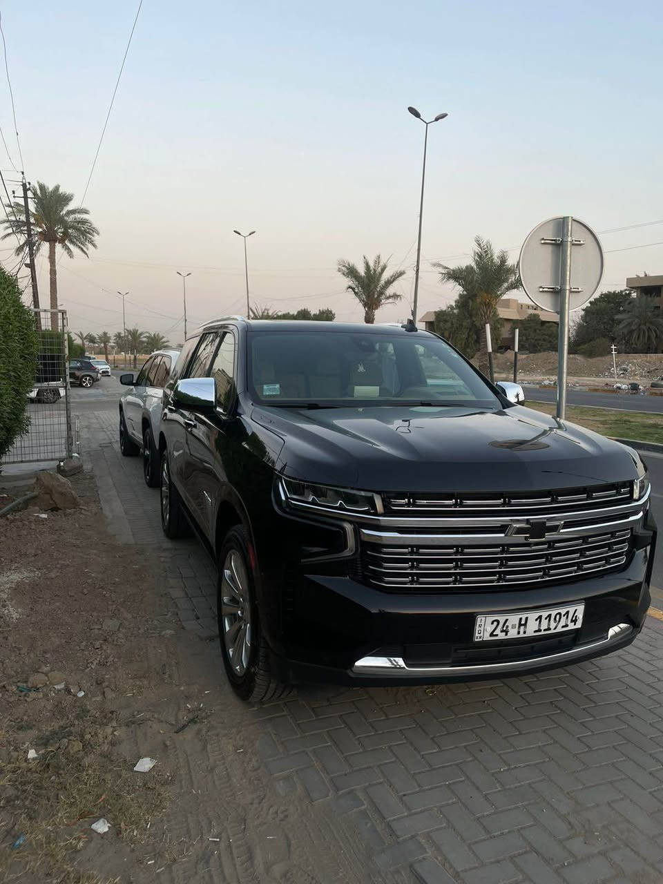 السلام عليكم
للبيع تاهو بريمر2021خليجيه وكاله المنصور سياره كلش جديده حتى دعامياتهه بشرط فول مواصفات سياره ماشيه 75الف كيلو 
للاستفسار الاتصال ع رقم 
*********** بعقوبة, ديالى
