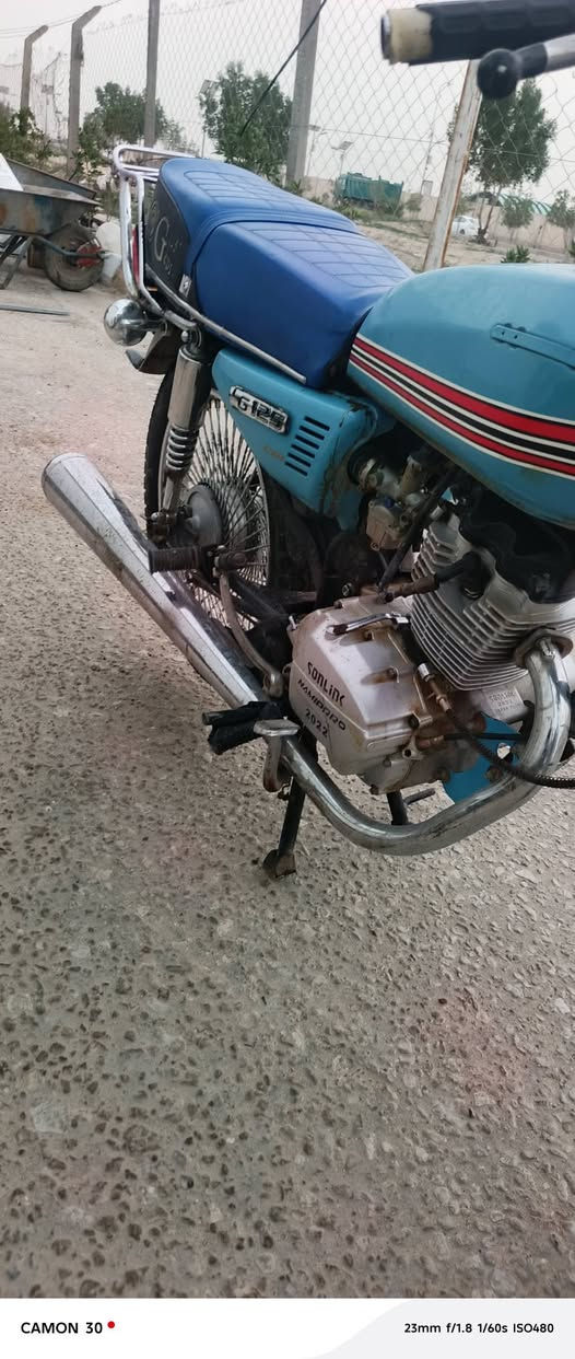 سلام عليكم ورحمة الله وبركاتة دراجه اربعه كير نامه موديل 22محرك مامفتوح دراجه جانت متروكه ليوم طلعته نضيف حيل شلعه تخبل بنزات خلفي جدد جوزة تشغيل جديده دراجه حلوه حيل 
اوراق ضايعه اكفلك سرقه يعني كلك 
450وبيه مجال بصيط مكان نجف حي المهندسين 
الاستفسار ع رقم ***********رمش واني اخابرك خاص مغلق 
تعال واتساب ادزلك فيدوات اله 
واني خادم وممنون
