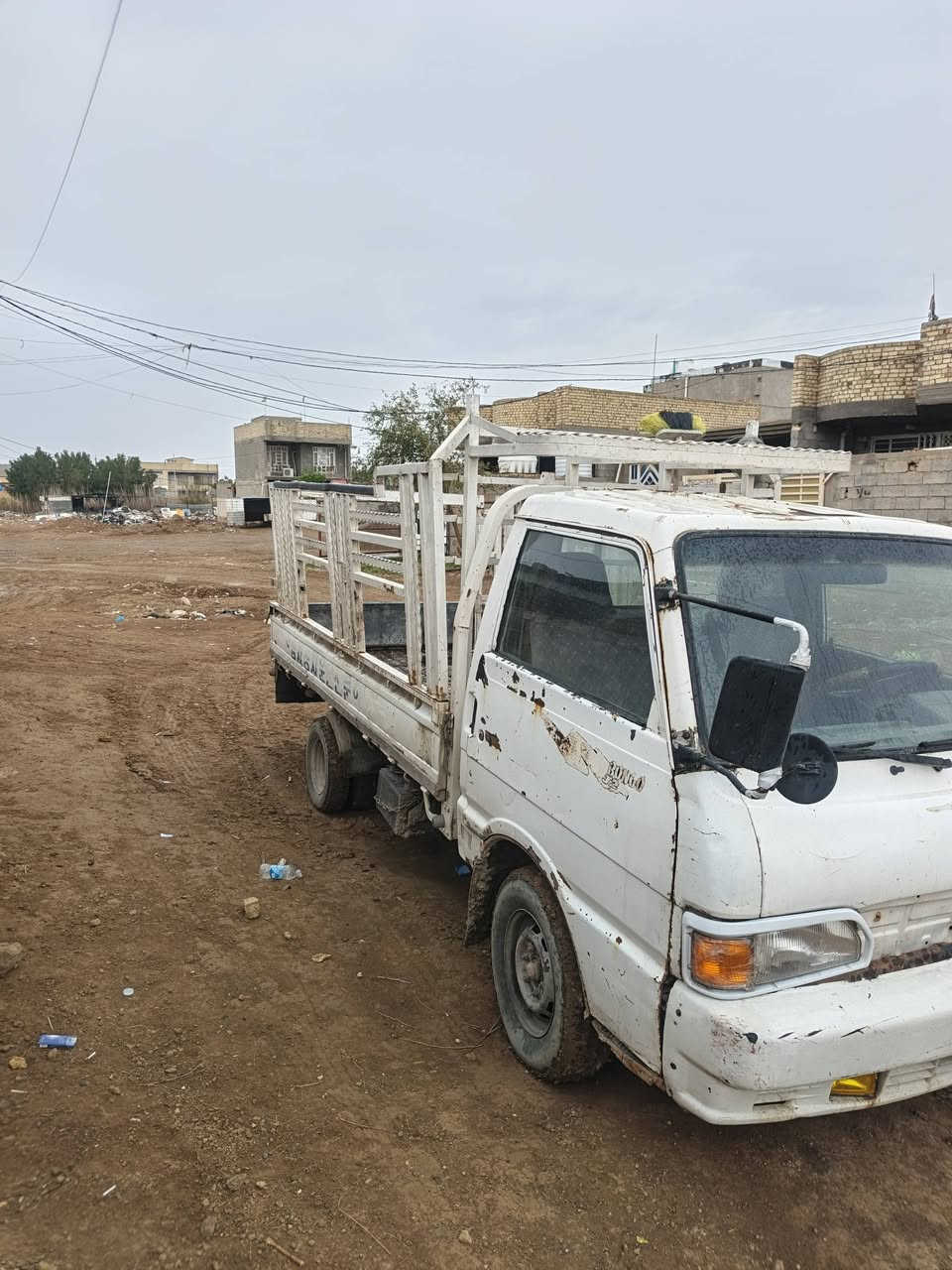 سلام عليكم
كيا بنكو 95 تك قماره 8 جنكال كير شاصي رقم شاصي خير من الله سياره بيها مكينه كايمه يرادلها تجفيت ب33 وبيها مجال مكاني بغداد بسمايه 
***********
