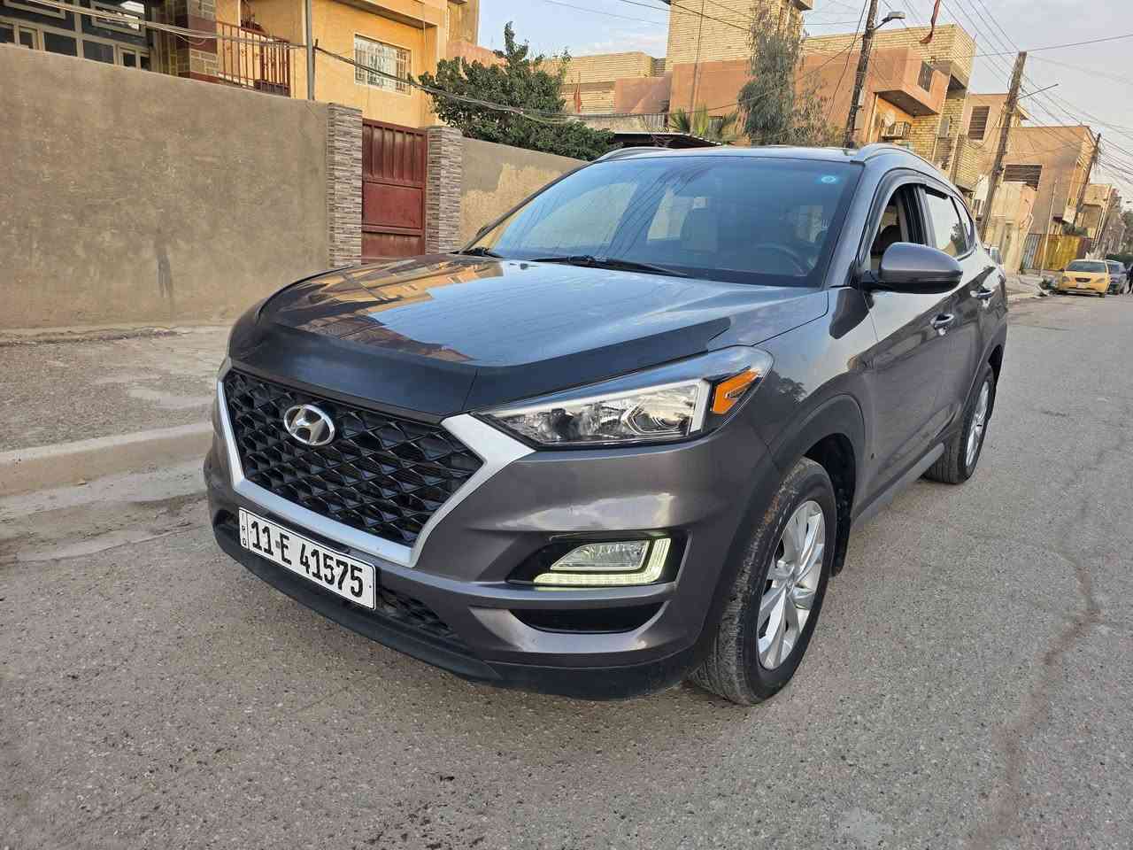 توسان 2021 كندي حادثه رصعه بالبنيد فقط الباقي كفاله محرك وكير مكفولات صدر امامي خلفي شركه تبريد ثلج بصمه قطعتين تبريد فور ويل حساسات رادرات شاشه كاميرا اصليات مدوشمه جلد بعمان درجه اولى رقم بغداد باسمي سياره جاهزه من كلشي السعر ١٦٣ ورقه للاتصال ***********
