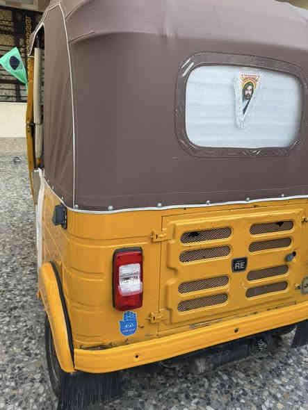 لسلام عليكم تكتك للبيع مديل 2019دخول عشرين تكتك مكينه عشرين كشره مكفول من الضربه والصبغ والمعجون  الغد بيه  
العنوان الكماليه شارع المصرف السعر 5100 بلاش 😜😜
***********
