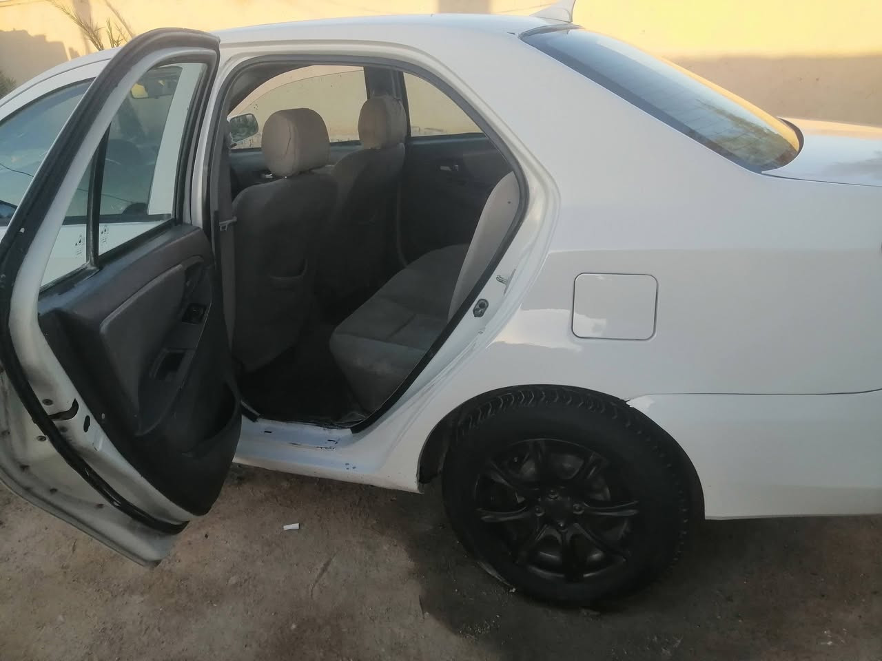 البيع جيلي ٢٠١٣ مكفوله من الضربه 
رقم نجف ألماني تحويل ثاني يوم السعر ٢٧ بيع مستعجل مكاني النجف رقم ***********
