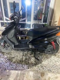 سكنس نثية ١١٠ الدراجه رمبة ماخذهة قبل شهر نضيفه كلش رايدهة بميلون مكان...