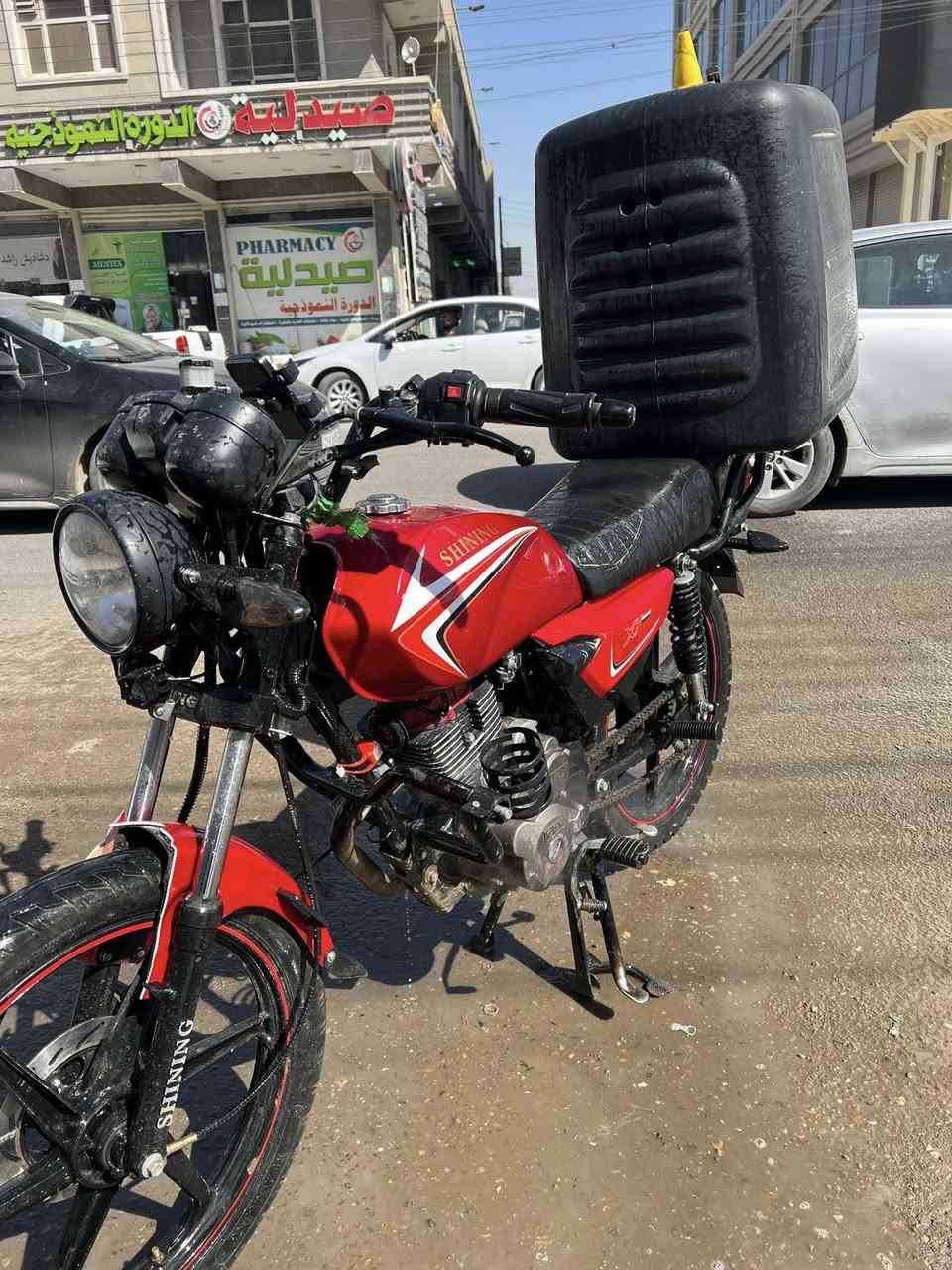 سلام عليكم  
مره خصه مدير الكروب 
دراجه شاينك موديل 23 اوراق جاهزه 
مكفوله 
دراجه وكاله نقص بس جاملغ امامي مكسور مثل ماموضح بلصوره 
دراجه موجوده بعرب جبور 
مجمع السلطان مستعجل علا بيعتها 
للاستفسار 
***********
***********
