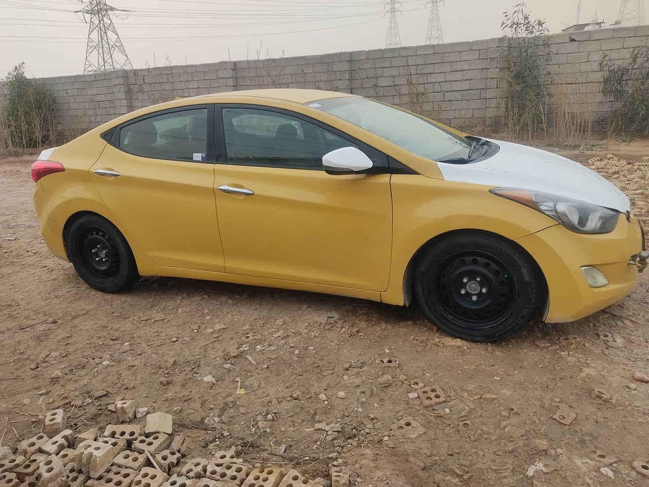 النترا موديل 12وارد أمريكي حادثة بسيط جاملغ الخلفي بدون اي دواخل السياره ليبل واحد كير مكينه جدد كير عادي 6نمر صدر خلفي امامي جديد تخم تاير كهربائيات كله بلاديه تبريد ثلج مكينه 1800دوش شاصي لغد حوض كله مكفول 80وبيه مجال بسيط العنوان بغداد النهروان اتصال فقط ***********
