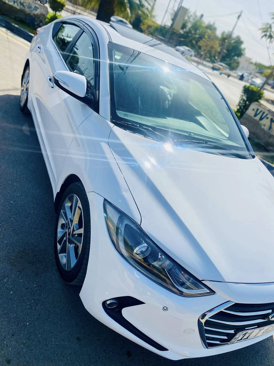 النترا 2017 وارد ايراني VIP GLS
فووول مواصفات للاخير...  1/1
مكفولة من الصبغ والتبديل 
عداد المسافه 139 الف حقيقي 
مواصفات: 
حساسات امامي خلفي 
شاشه كامره اصلية 
تدفئه وتبريد كشنات امامي 
تدفئة كشنات خلفي 
تدفئة مقود 
تبريد بيانو مركزي و خلفي و مناخين
3 انضمة قياده 
تحديد مسار 
رادارات اماميه و جانبيه
مري قلاب عند الرجوع + اشارة + شفط
خزن كشنات ميموري 3 وضعيات
كشن السائق كهرباء 3 وضعيات 
فول تحكم ستيرن مع مثبت سرعة 
لد امامي + لد خلفي 
فتحة سقف 
كشنات جلد بلون القرميدي 
كشنات خلفيه قلاب + 3 تجاوي
بصمة مع ترحيب عند الاقتراب 
صندوق ذكي يفتح عند الاقتراب 
فول سستم سماعات مع التويترات 
نضام مكابح (ابريك) Abs 
وبعد بيها هواية مواصفات والجناية مالتها يعرفها اكيد 
كلش محافظ عليها ونضيفة 

السعر 163. بيها مجال قليل
الشراي يتصل غير متواجد ع النت

رقم صاحب السياره .

 0771 816 8377

‭0783 117 9912‬

‭0770 057 8789‬
