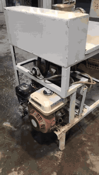 السلام عليكم اخوتي مكينه ثرم لحم دنبر +كهرباء ..جديده مثل ما اموضحه بل الفيديو ما ناقصه شي  سعره 300وبيه مجال الاستفسار ***********اسيا ***********اثير
