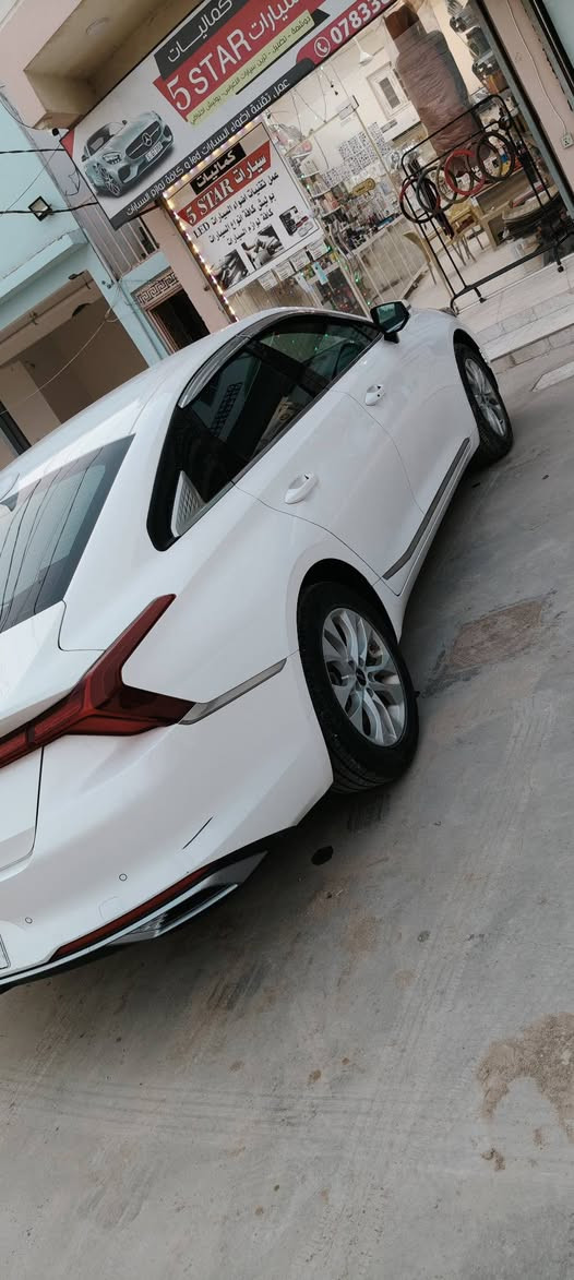 السلام عليكم 
كيا k8 غاز
2022
سياره جاملغ وباب كلير فقط

رقم قادسيه بأسمي

 ماشيه 23 الف

 كشنات تدفئه +كهرباء

بصمه تشغيل عن بعد مري ترحيب اناره عند الاقتراب

سياره فول  مواصفات رادار تثبيت مسار مانع تصادم ذكي 

رادار جانبي وخلفي وقياده اليه 

عنوان السياره الديوانيه السعر 215 والشراي ياخذها بلاش
رقم الهاتف ***********
