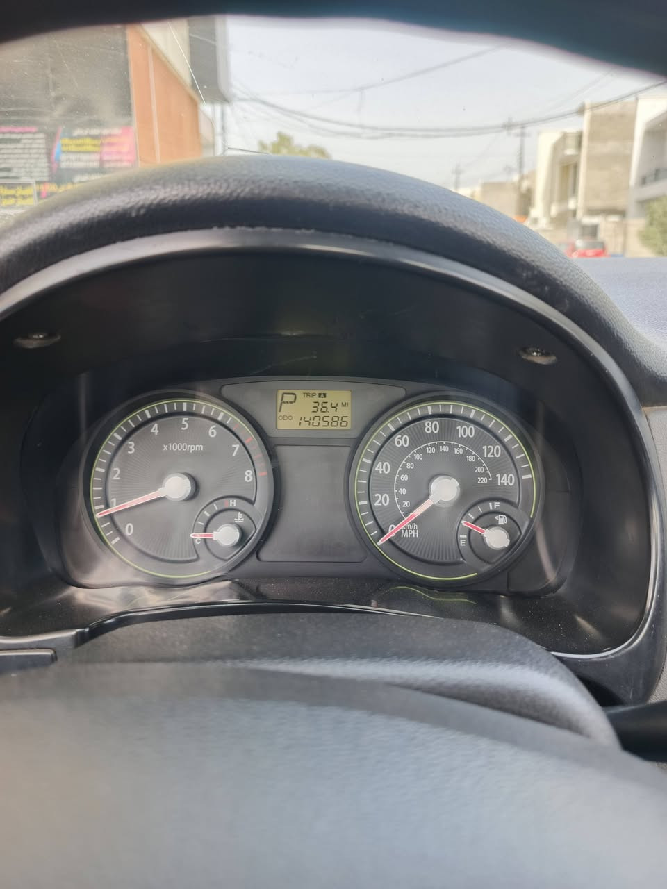 السلام عليكم كيا ريو ٢٠٠٧وارد أمريكي حادثه صفحه بدون كص السونر مرفق باسمي كير ومحرك كفاله شاده جديده تدفئه تبريد شغال كهربائية كلها شغاله ولاجطل بيه السياره ماشيه ١٤٠حقيقي وقابل للزياده تخم تاير جديد سياره جاهزه السعر ٧٨وبيه مجال بسيط مكاني زعفرانيه ***********
