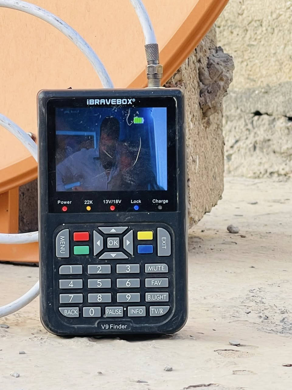 بالفايندر الحديـث🛜🤝
تم بحمد لله تنصيـب عده صحون📡🔶
وبكامل الترددات القويه والضعيفه ✅
في منطقه گميره : ابو گفه 📍
وفي شارع ابو ادريـس📍
مستعدون تجهيز الي تحتاجـه🔧
وبأنسب الاسعار . كل ماعليكم تتصلون📞
(***********6)
العنوان :كميره شارع المركز📍
