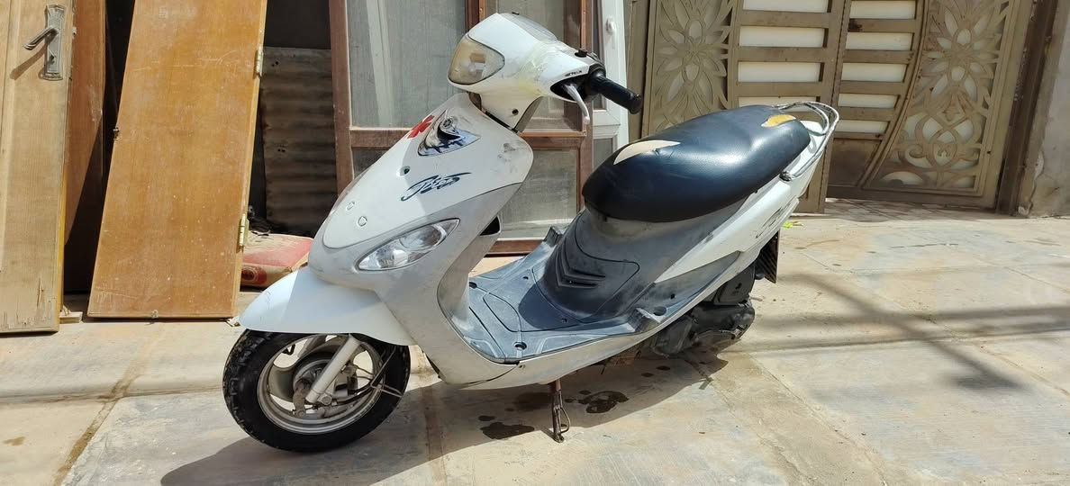 السلام عليكم درجه ماكس نضيفه البيع مكاني ديوانيه 
رقم الموبايل ***********
