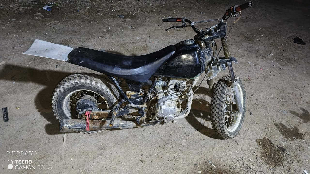 سلام عليكم قفاز محوره 5كير  للبيع ادوات ادوات ادوات دراجه حلوه ونضيفه اطيك سرعه فول  السعر 425 وبيه مجال العنوان البصره ابي الخصيب باب ميدان
الرقم ***********
