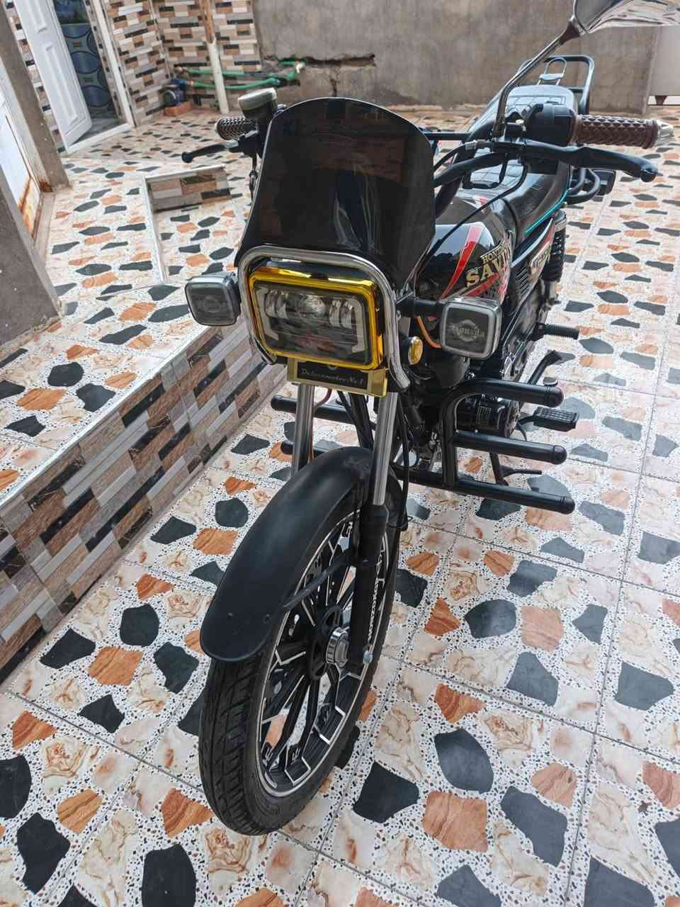 دراجه سيفان هونزده بعدهة شركه موديل 25 كفاله عامه وياهة بصمه السعر 900 وبيهة مجال بصيط عنوان الرمادي التأميم رقمي ***********
