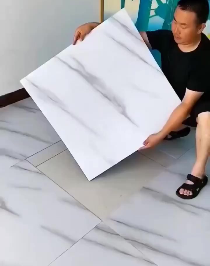 ليه تكسر وتتعب.. لما تقدر تلصق وتجدد؟ 🤔
​الكثير يظن أن تجديد الأرضيات والجدران يعني فوضى وتكسير أسابيع!
مع بديل السيراميك والرخام، التغيير صار أسهل:
​✅ بدون تكسير: يركب على وضعه الحالي.
✅ سمك مثالي: لا يأخذ حيزاً من المساحة.
✅ تنوع التصاميم: من الأسود الملكي (CLS-024) إلى الرمادي الهادئ.
✅ عمر طويل: جودة عالية تتحمل الاستخدام اليومي.
​الآن هو الوقت المناسب لتغيير ديكور بيتك! 🎨
اسأل عن عروضنا الحالية من خلال الرسائل ✉️
أهلا وسهلا 🌸 
لمزيد من التفاصيل واتس اب 
0933402857
رقم أرضي ٢٢٦٠١٠٥
ونتشرف بزيارتكم ( علاء للديكورات ) 
دمشق أول الحريقة دخلة حلويات رمضان


**إذا كنت صاحب هذا الإعلان وتريد حذفه لأي سبب، رجاءا أرسل رسالة إلى الدعم الفني**