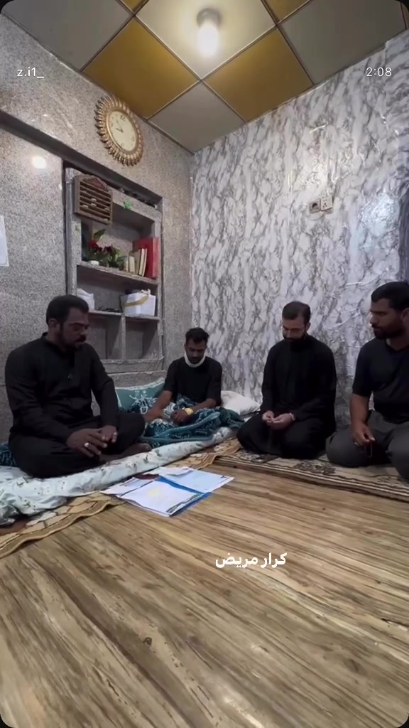 ‎"ومن أحياها فكأنما أحيا الناس جميعاً"
‎بسم الله الرحمن الرحيم
‎إلى أهل الخير والمروءة، وإلى أصحاب المواكب الأيادي البيضاء والقلوب الرحيمة..
‎أتوجه إليكم بهذا النداء الإنساني العاجل وقلبي مليء بالأمل في الله ثم في عطفكم، حيث يعاني 
(الاخ كرار حيدر شعبان) من مرض شديد في الكلية، وبحسب التقارير الطبية المرفقة، فإنه بحاجة ماسة وعاجلة لإجراء عملية جراحية لإنقاذ حياته وتخفيف آلامه المستمرة.
‎إن تكاليف هذه العملية الجراحية والمتابعة الطبية تتجاوز قدرتنا المالية تماماً، ونحن عاجزون عن تأمين هذا المبلغ في ظل الظروف المعيشية الصعبة التي نمر بها.
‎لذا، نناشدكم بالله العظيم وبأواصر الإنسانية أن تمدوا لنا يد العون والمساعدة بما تجود به أنفسكم الكريمة، لتمكيننا من إجراء العملية في أسرع وقت.
‎للتواصل والاستفسار: [***********]
‎مكان التواجد: [قضاء القرنة]
‎جعله الله في ميزان حسناتكم، ووقاكم وشهدائكم كل مكروه.
