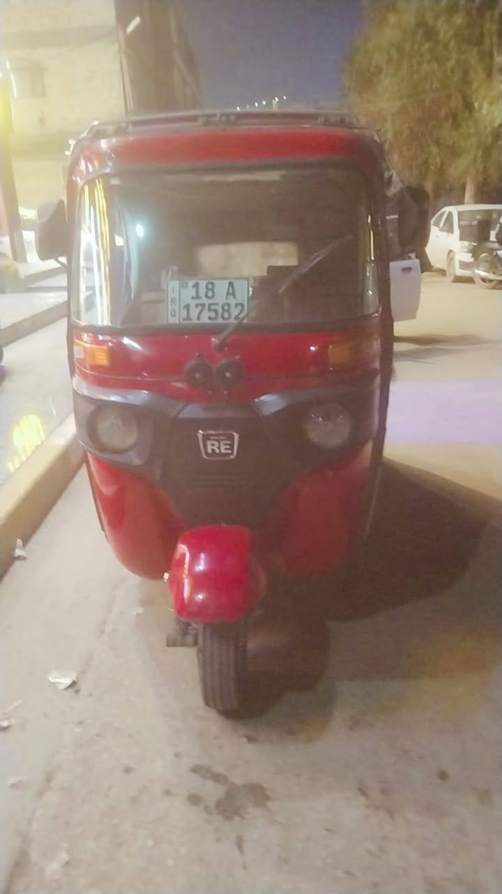 سلام عليكم تكتك للبيع 2019رقم وسنويه  فقط دوس مكاني كربلاء قرب الدره هزه جديده 
شراي يتصل ***********
