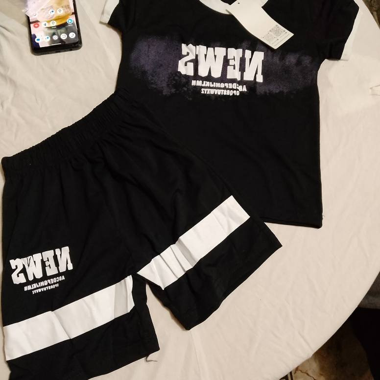 السلام عليكم  توفر ملابس اطفال صيفي سعر التراك،4 ويتوفر توصيل


**إذا كنت صاحب هذا الإعلان وتريد حذفه لأي سبب، رجاءا أرسل رسالة إلى الدعم الفني**