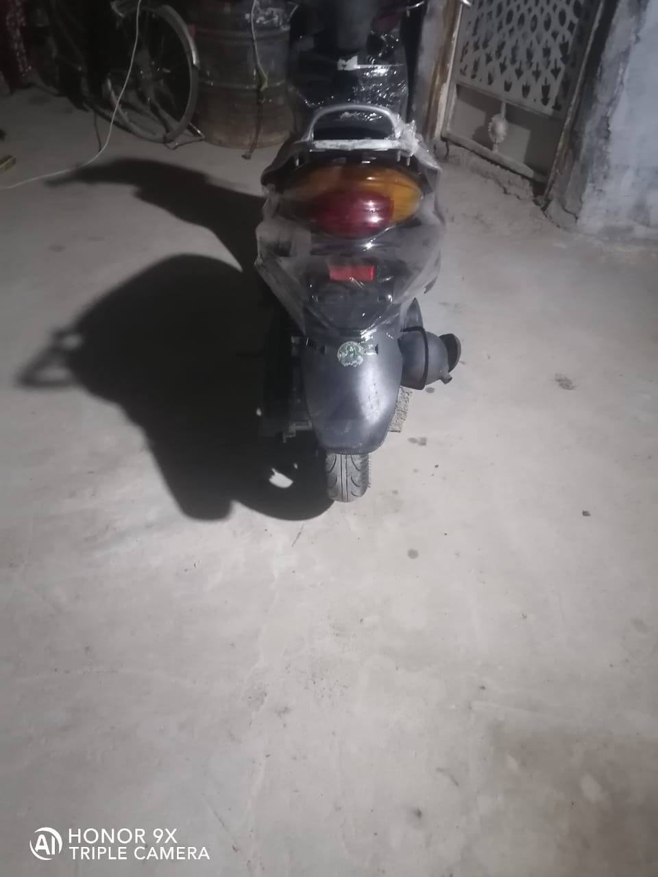 سلام عليكم دراجه اكزز البيع السعر 250 بيه مجال شي قليل مستعجل على بيعته محتاج دراجه  ما مفتوحه شرط عينه ولايت شغلات سلف هندر كلش شغال دراجه ختم واحد غراضه البلاد كله كفرات زلخ ما بيه نهضه معدل خير من الله ناعمه وطفر طفر الله شاهد مكاني كرمه علي الشراي يجي خاص رقم ***********
