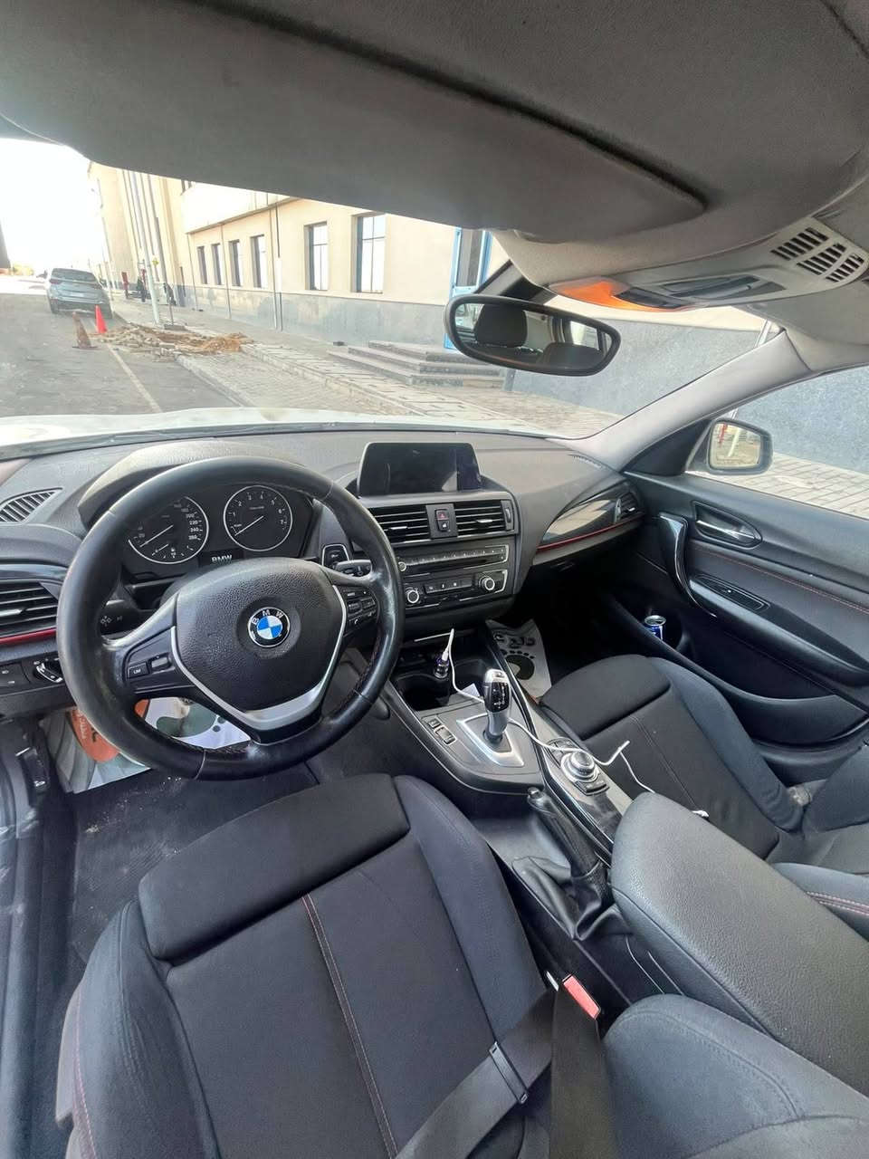 من مكتب كسر الزيرو للبيع ☎️☎️Bmw 118i top line (M sport) twin turbo 2014
خليجي صيانات التوكيل
فبريكا بالكامل ماعدا الاكصدام 
عداد ٢٠٦ الف
اعلى فئة
فتحة سقف
جنوط ١٧ ☎️☎️ 0100686967
01278987440


**إذا كنت صاحب هذا الإعلان وتريد حذفه لأي سبب، رجاءا أرسل رسالة إلى الدعم الفني**
