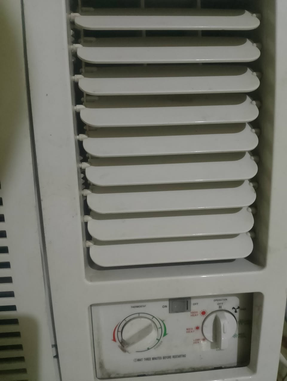 م
مكيفات عدد اثنين نوع الوادي ..وكينود استعمال شهرين فقط الاستفسار وات ساب على الرقم ***********
