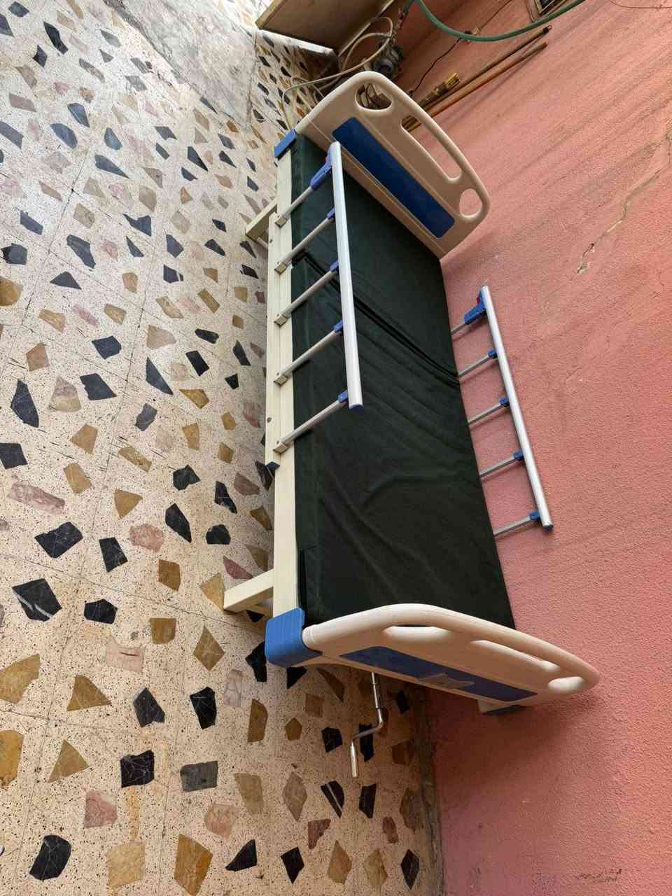 سرير سديه متحرك مستعمل قليل سعر 140 الف
عنوان إربيل بختياري


**إذا كنت صاحب هذا الإعلان وتريد حذفه لأي سبب، رجاءا أرسل رسالة إلى الدعم الفني**