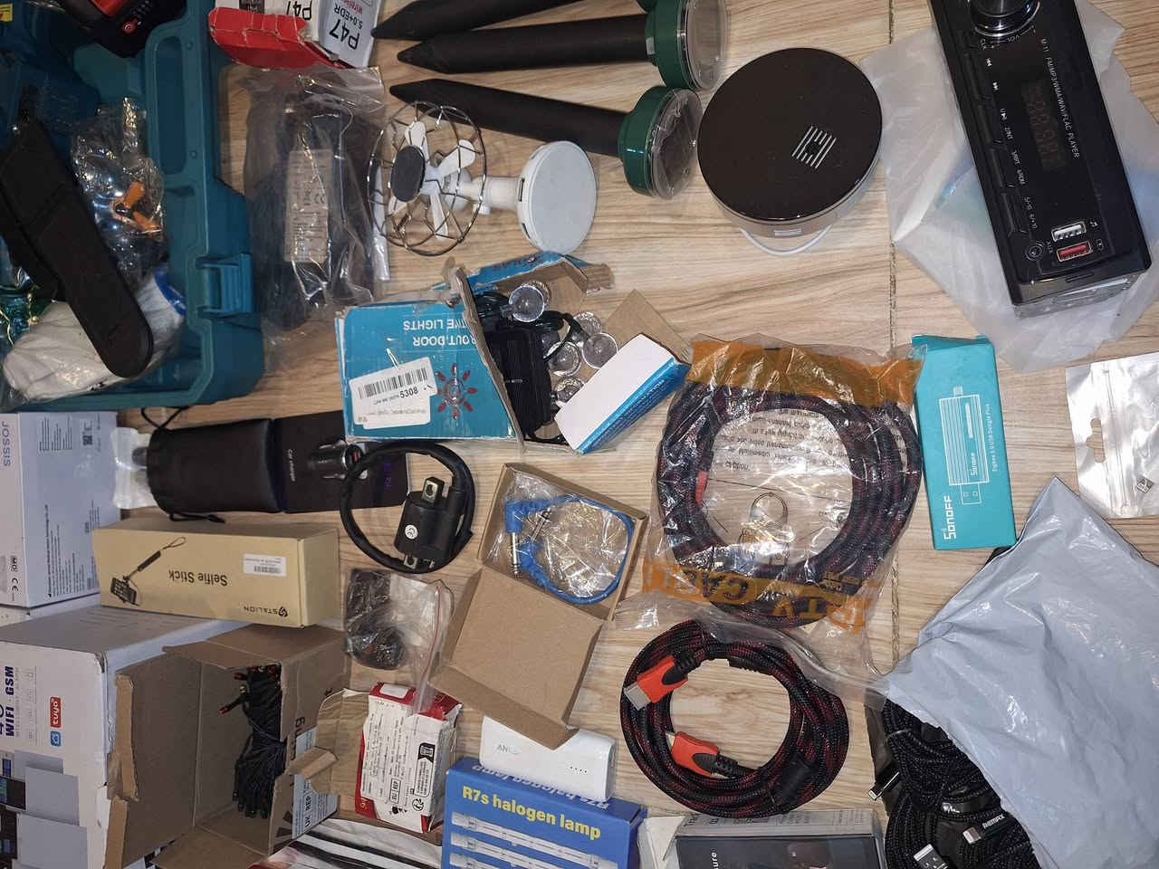 الكتروني امزون شلعه ابيع كلهن 150قطعه القطعه الفين ونص بيهه تليفون وايباد واجهزه قويه ماركه الي تفيده يتفضل خاص


**إذا كنت صاحب هذا الإعلان وتريد حذفه لأي سبب، رجاءا أرسل رسالة إلى الدعم الفني**