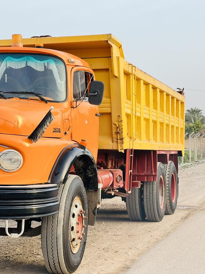 السلام عليكم للبيع قجمه موديل 79 رقم نينوى  محرك كير اكسلات كل نضيف تخم تاير جديد دبل دعامية شاصي بلادي 
السعر 55مليون بيهه مجال مكاني صلاح الدين ***********
