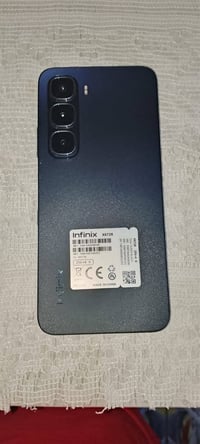 جهاز للبيع مستخدم 10 ايام شاحنه كارتون كفر شركه سماعه السعر خاص 078101...