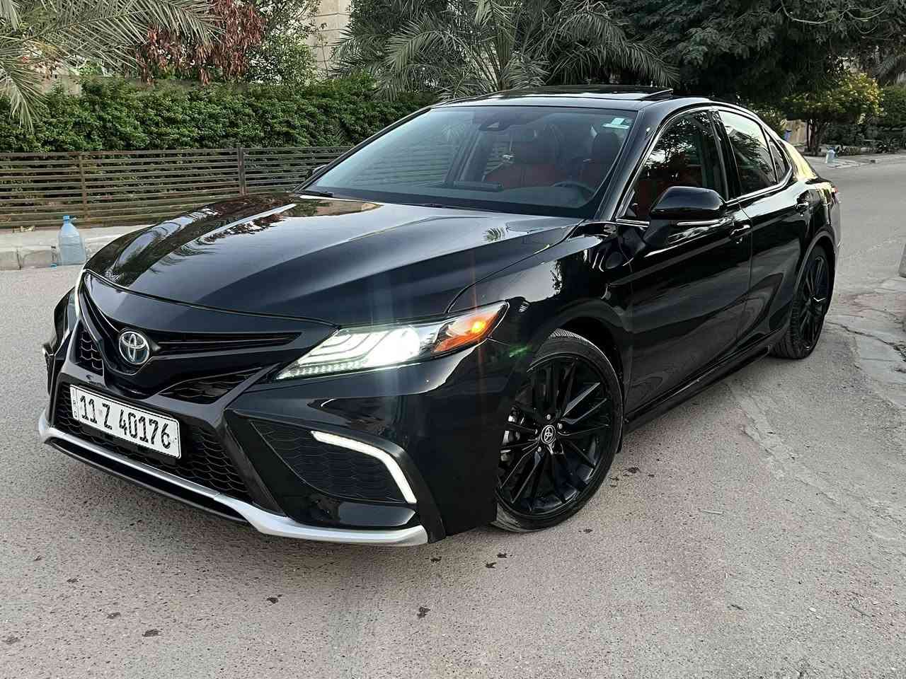 السلام عليكم 
كامري XSE 2024 هايبرد فول مواصفات
السياره مرقم بغداد باسمي
بصمه فتحه داخل جلد احمر بلادي
كشنات كهرباء شاشه اكبر  حجم كامره دواره رادارات خلفي امامي شاحن وايرليس لايت وكشاف لد ويل ١٩ … الخ
محرك 2500 هايبرد اقتصاديه جداً
ماشيه  ٣٧ الف
ايرباك برده وراجع سستم 
بيها صبغ صفحه وبنيد 
مكانها اليرموك
السعر١٨٩
***********
