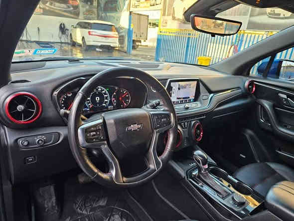 السلام عليكم للبيع شوفرليت بلايزر RS كامل مواصفات بنوراما 5 كامرات محرك 6سلندر داخل لونين كشنات تدفئه تبريد ستيرن كهرباء كشن ذاكره موديل 2021 ماشيه 43 الف حادث فقط بنيد ايرباك ستيرن راجع سستم السياره جديده السعر 187 للستفسار الاتصال ***********
***********
