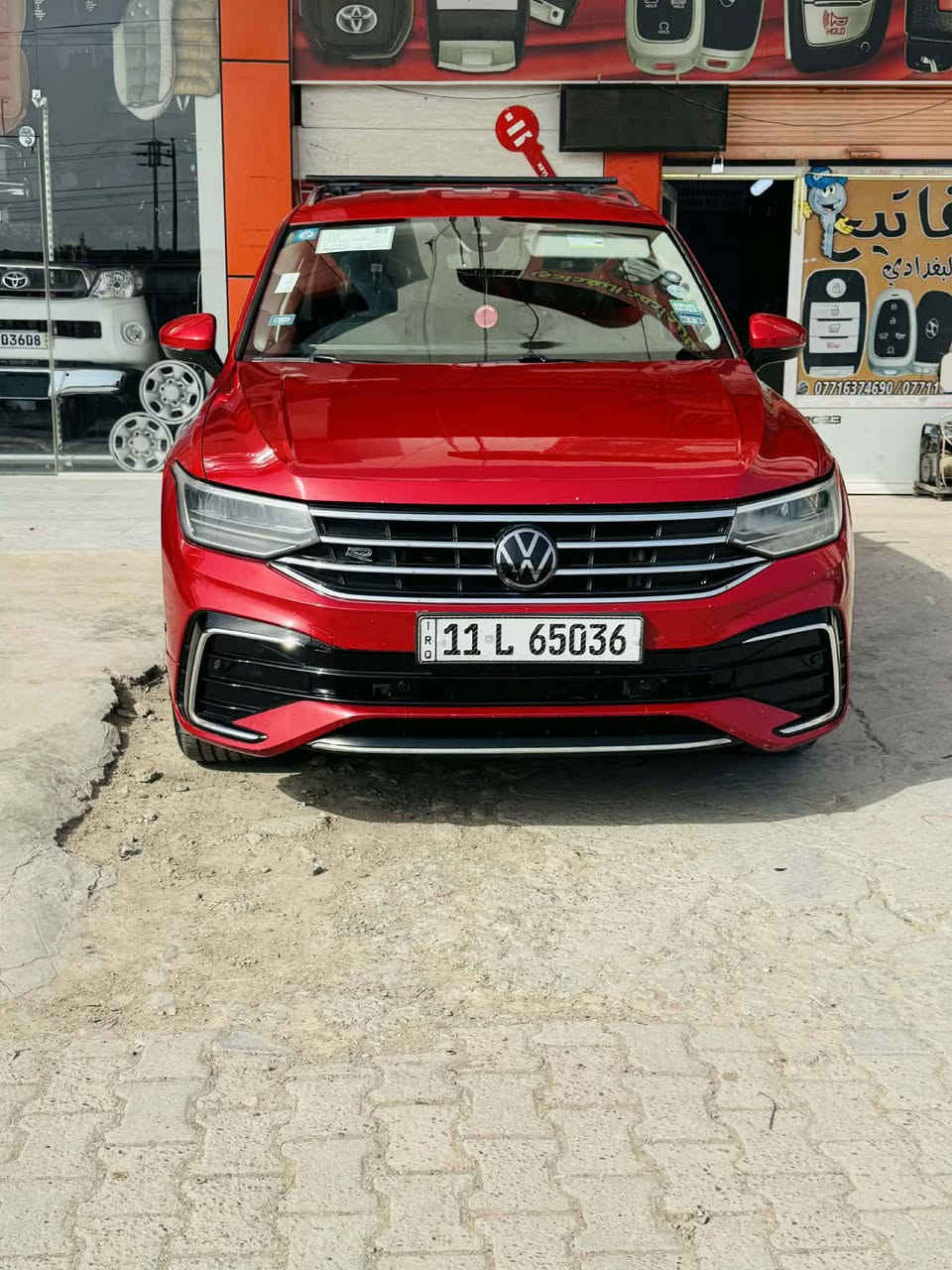 السلام عليكم تيكوان 23 رقم بغداد 7راكب مكينه 2000 معروفه سياره جديده ظرر فقط بنيد ودعاميه راجع سستم كامل ورقم شاصي وي الصور *********** السعر195وبيه مجال
