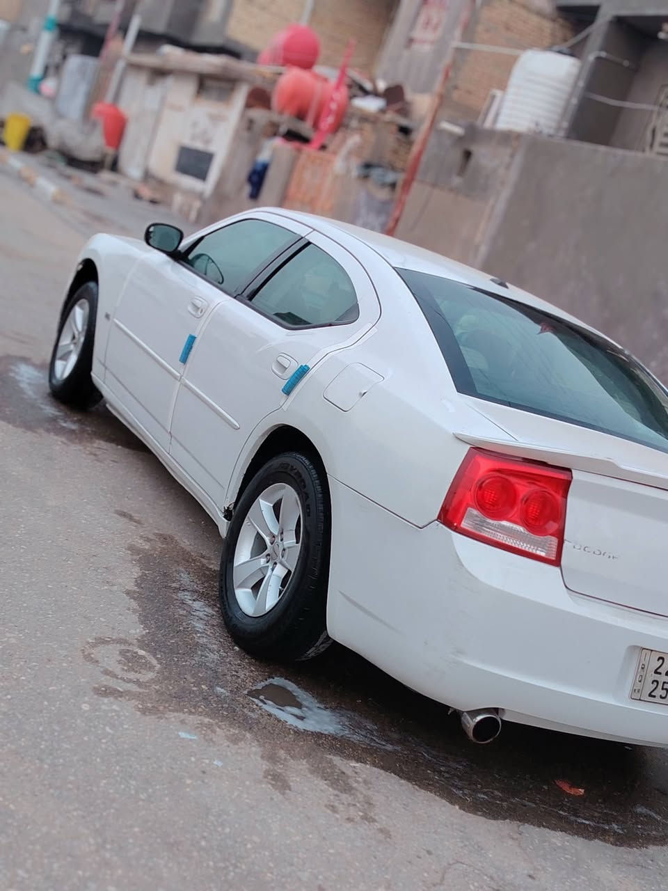 ٢٠١٠ رقم اربيل نكليزي جديد سياره راعيها عربي جاري وكاله مداور حاضر بيها حزام صبغ جماليه مكينه كير استوني شادهن حداديه مسوي تخم تاير مكان سماوه هاذه رقمي *********** سعر ١١٠ بيها مجال
