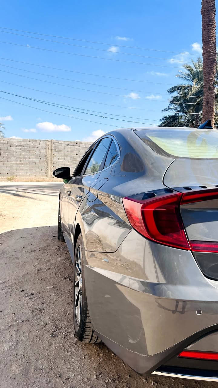 السلام عليكم
سونات موديل 21 
وارد امريكا حادثه كما موضح بصوره
مكان حله مركز المدينه
الاستفسار الاتصال ***********
مكلف بنشر
