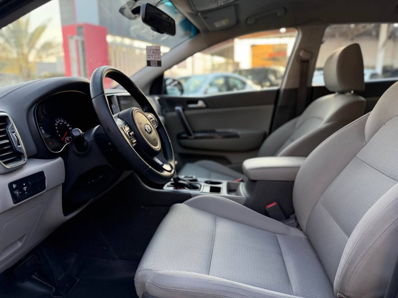 بسم الله الرحمن الرحيم

سبورتج 🚀 2016 🔥 خليجي 

الموصفات 
1 شاشة 
2- كامرة خلفية 
3- حساس خلفي وامامي 
4- داخل بيج 
5- قطعتين تبريد 

السيارة خليجي مكفولة من الصبغ والتبديل 

#السيارة جديدة 

#السعر 17.000 $ 

170ورقة للتفاوض او للاستفسار الاتصال على الرقم 

***********. #مسلم 

بغداد / الكاضمية بغداد, العراق
