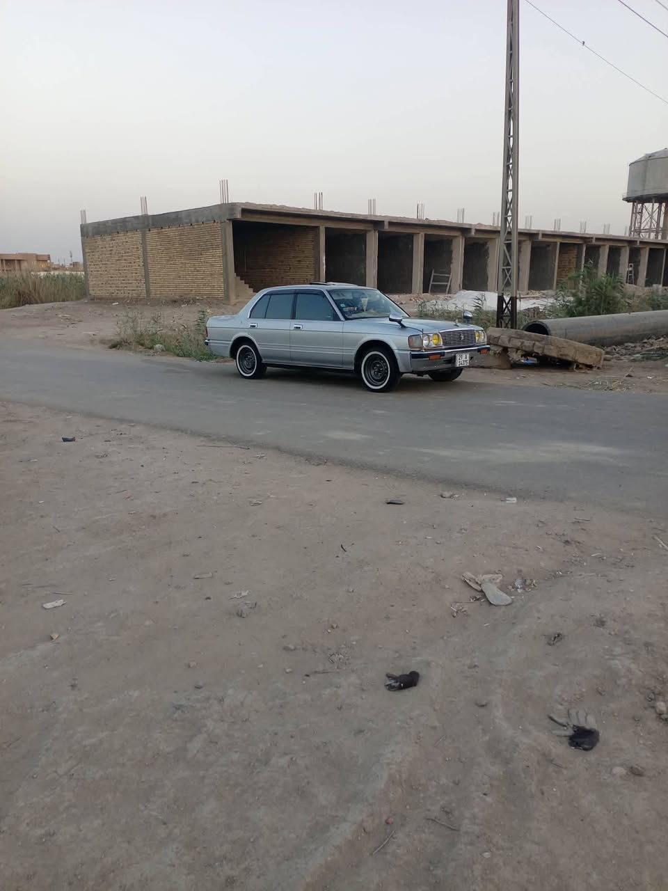 سلام عليكم سياره ارنب كصيف للبيع موديل 93مكفوله سياره جديده مانقصه شي جاهزه من طول لطول تبريد حداديه مكينه وكير كهربيات مابيه اي نقص رقم نكليزي واسط سنويه لسنه 30 انه مكلف بل نشر ***********
