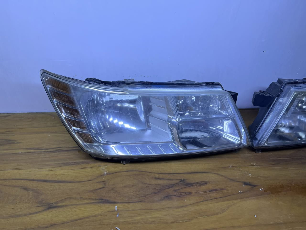 سلام عليكم لايت بكلايت جورني دبه مي  اصلي تفصيخ
عنوان بغداد أكو توصيل جميع المحافظات ***********
